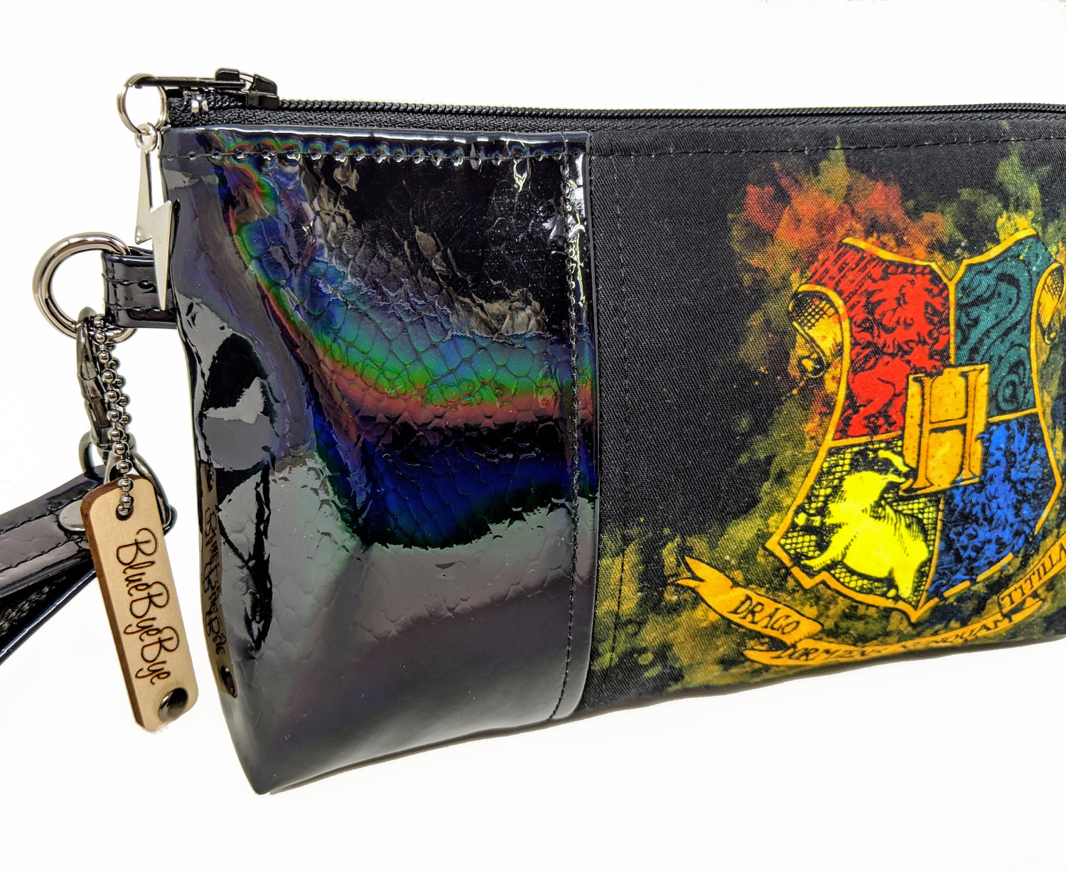 Wristlets & Clutches