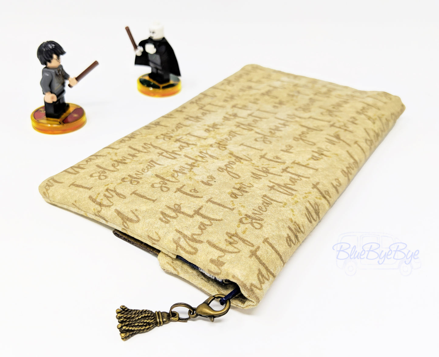 Minimalist Slimline Wallet with Gold Trim