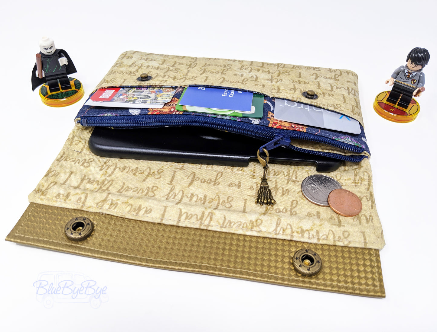 Minimalist Slimline Wallet with Gold Trim