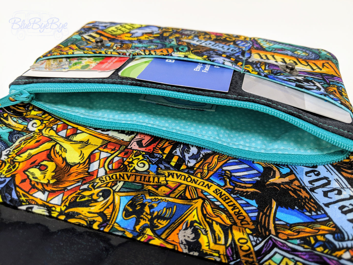 Slimline Minimalist Wallet (that still holds a lot)