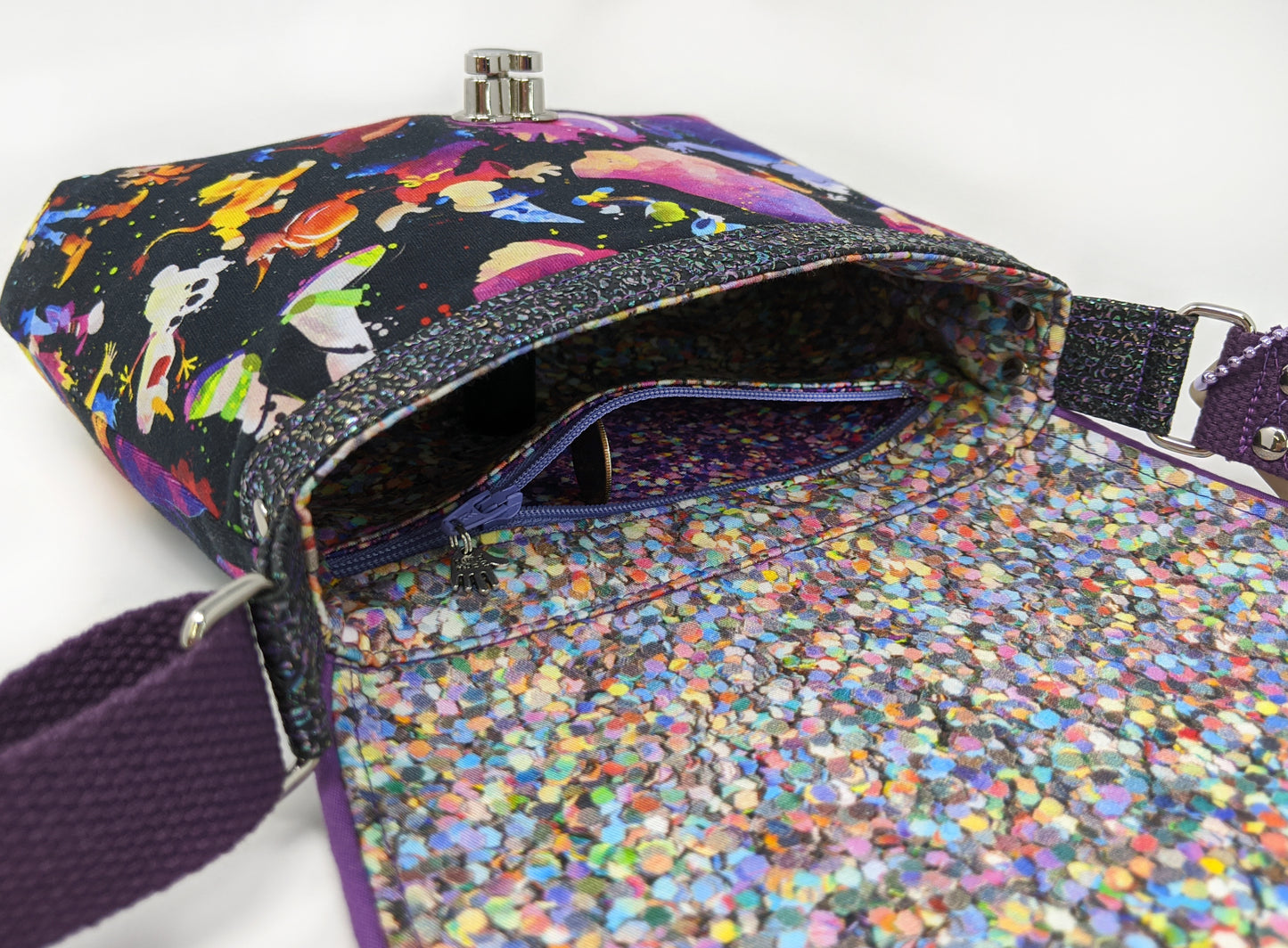 Favorites Crossbody Bag, Small Messenger Bag, Adjustable Strap Crossbody Bag