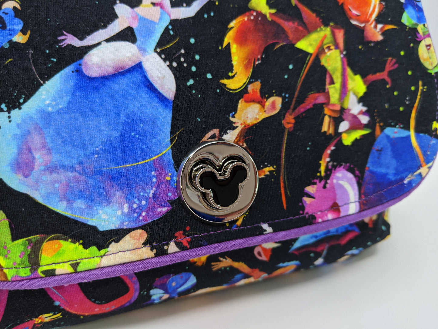 Favorites Crossbody Bag, Small Messenger Bag, Adjustable Strap Crossbody Bag