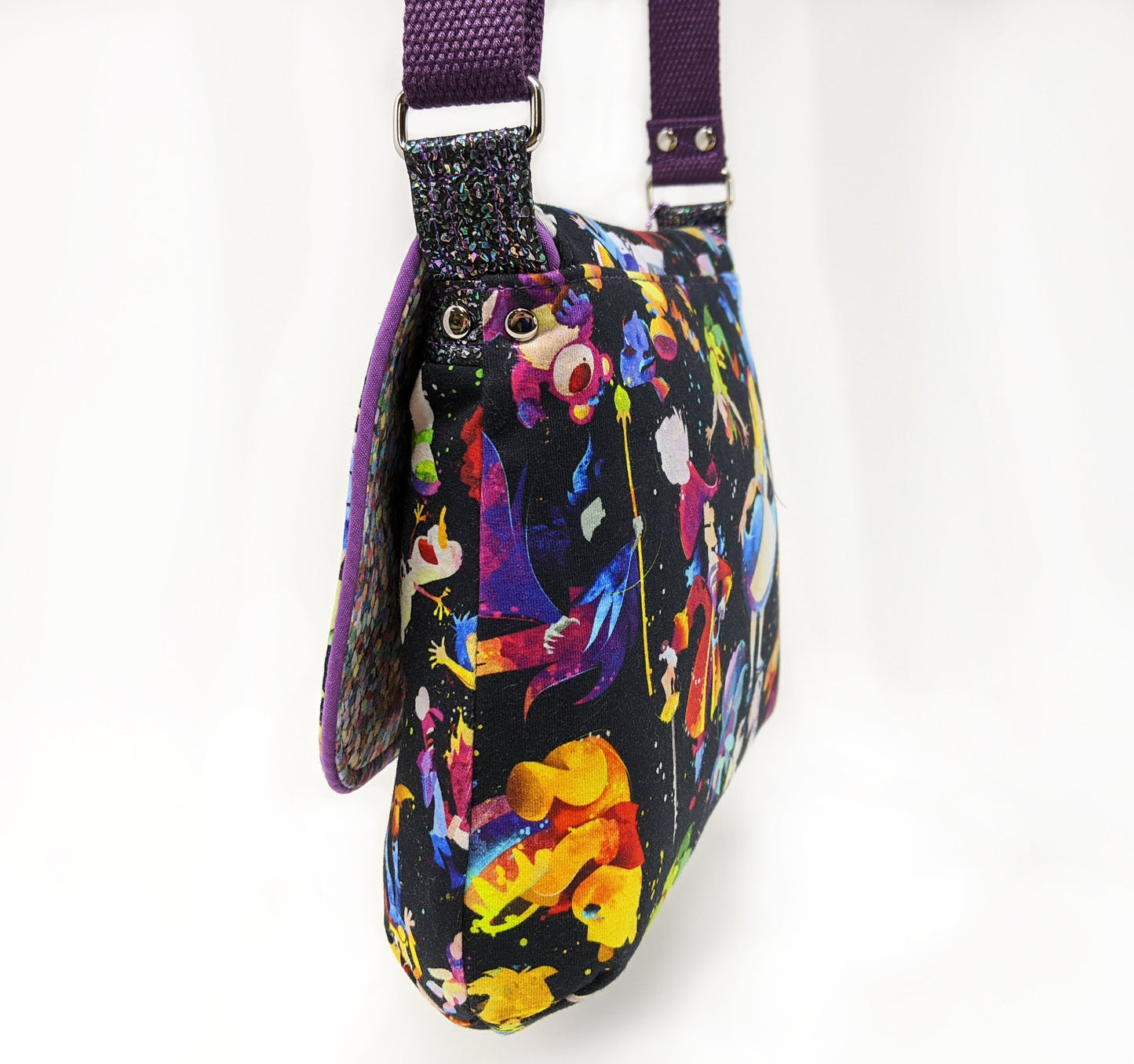 Favorites Crossbody Bag, Small Messenger Bag, Adjustable Strap Crossbody Bag