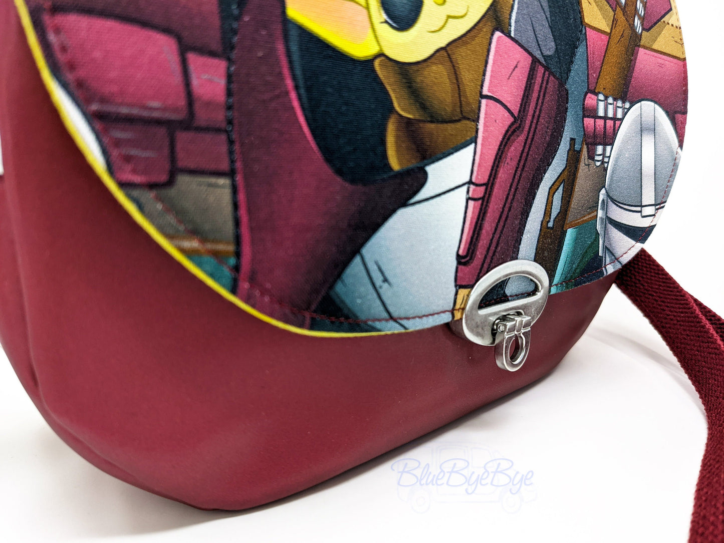 Saddle Style Crossbody Bag